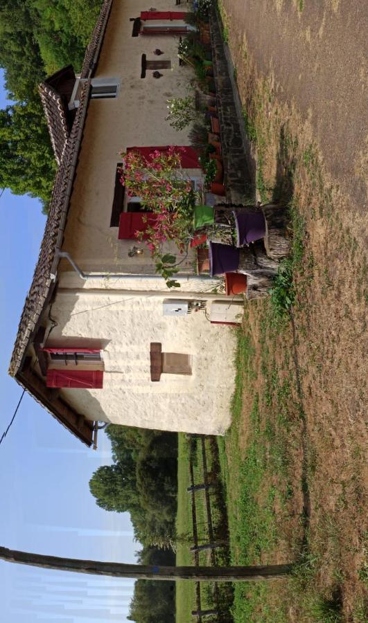 Moulin Du Pirrou Gite De Charme Saint-Jean-de-Côle Exteriör bild