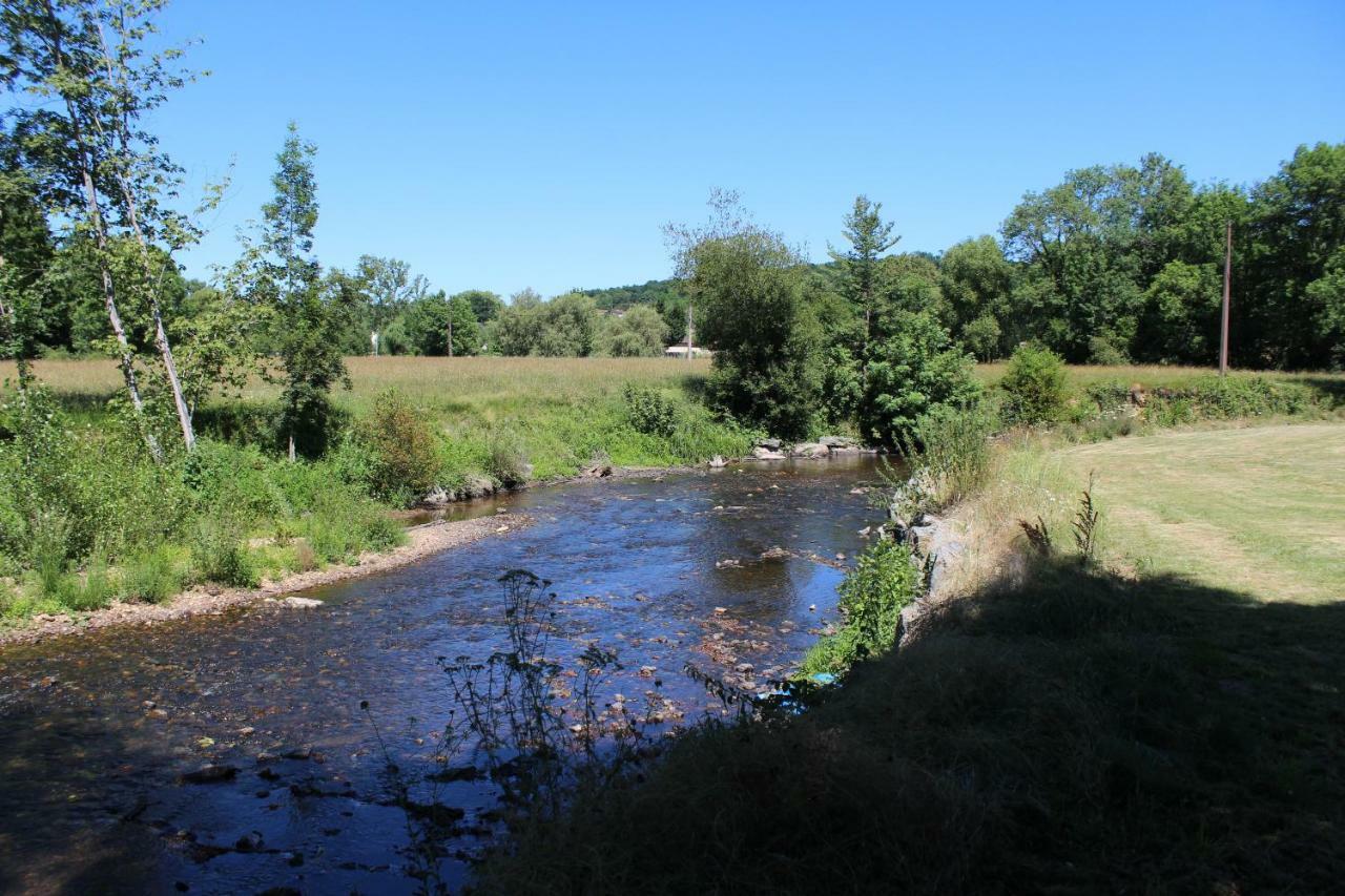 Moulin Du Pirrou Gite De Charme Saint-Jean-de-Côle Exteriör bild